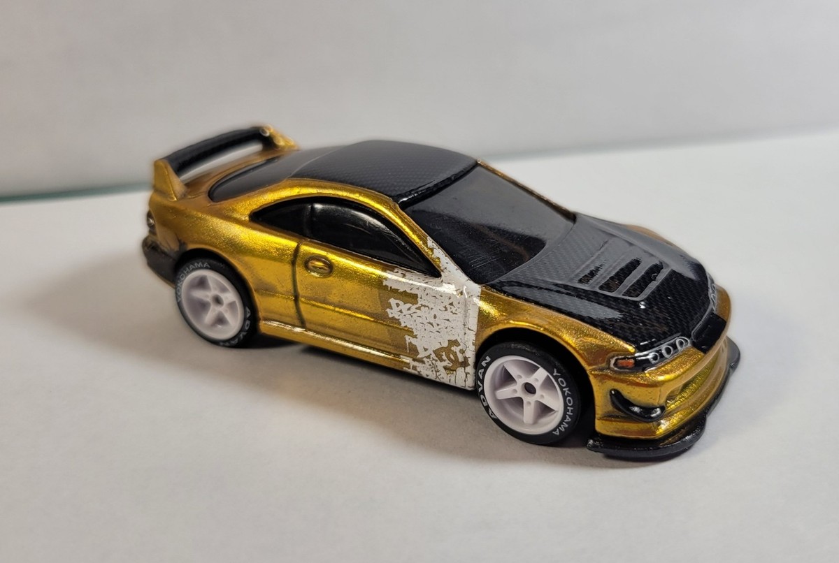 Hot Wheels Acura Integra Gold Custom Super Custom Painted 1/64
