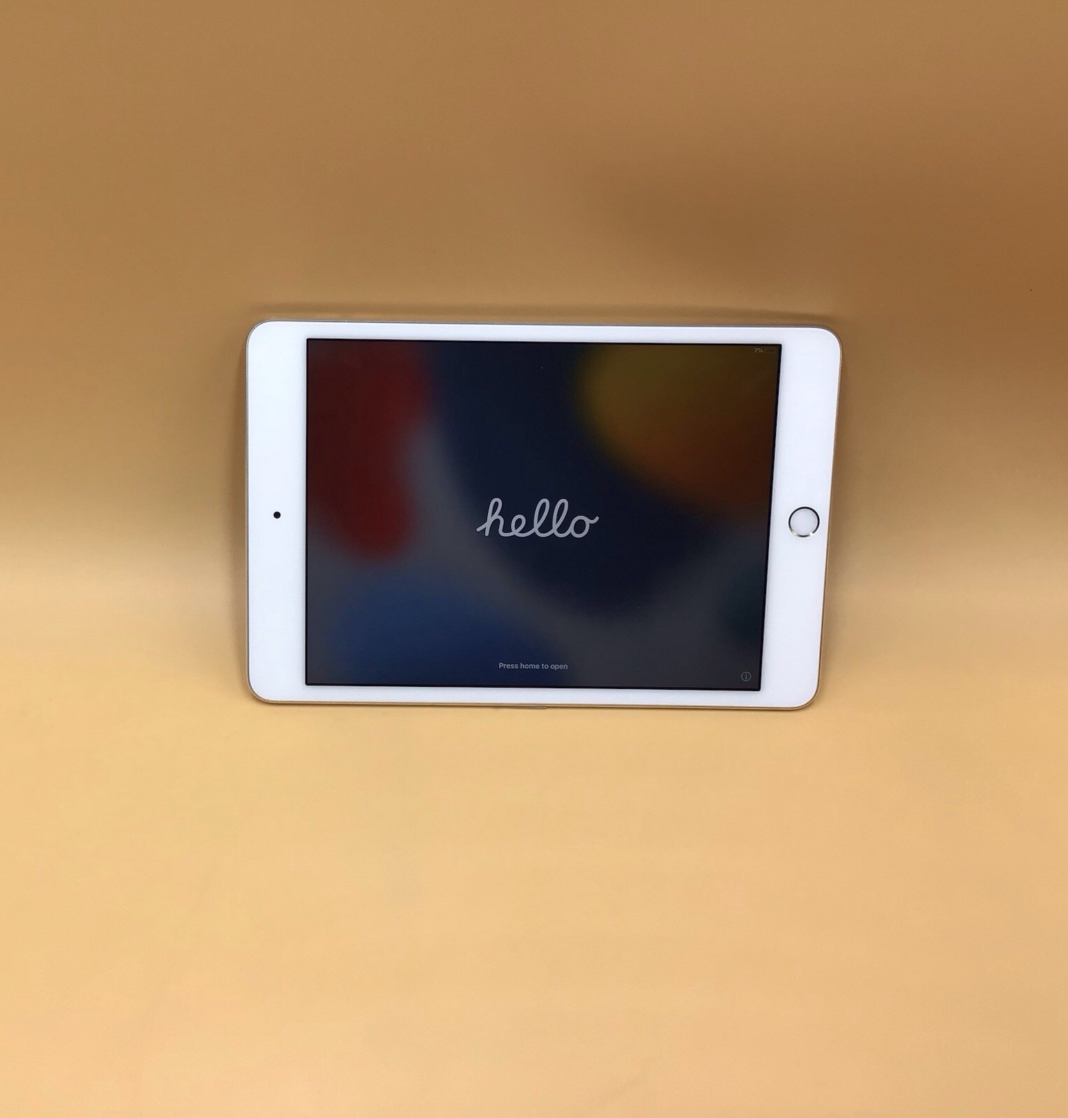 Apple iPad Mini 4 - 128 GB - MK9Q2LL/A - 7.9 in - Gold - Wifi Only