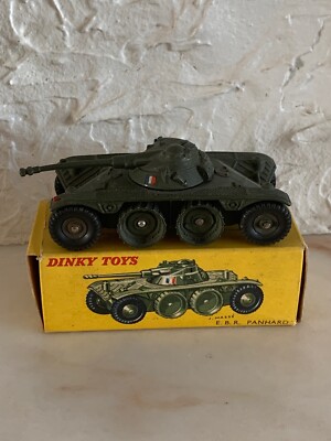 Dinky Toys Véhicule militaire char E.B.R. Panhard 80 A en boite Dinky Toys Véhicule militaire char E.B.R. Panhard 80 A en boite