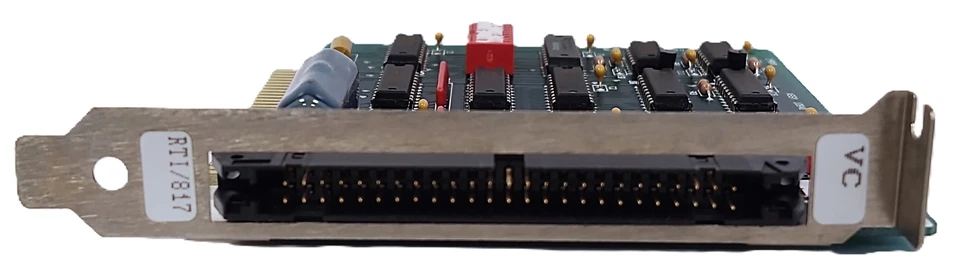 Placa de acondicionamiento de señal Analog Devices RTI-817 Foto 3 de 4