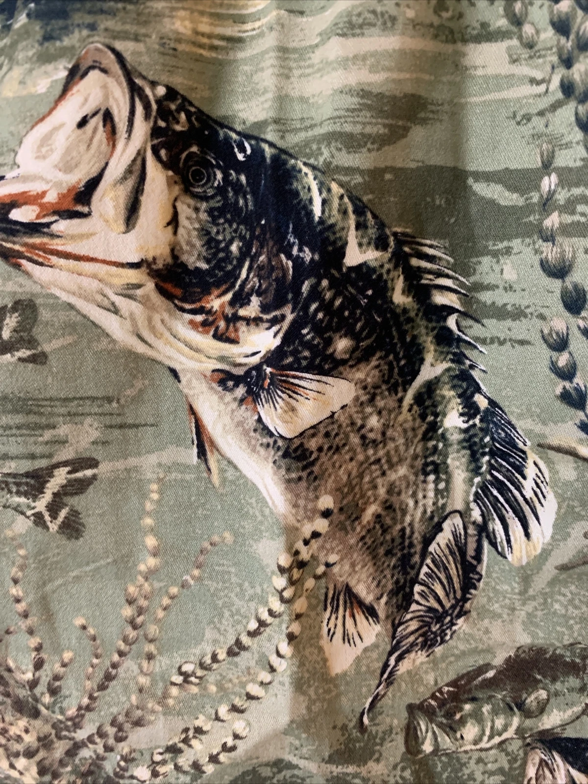 North River Outfitters Men’s shirt lg large Green Fishing Large Mouth Bass