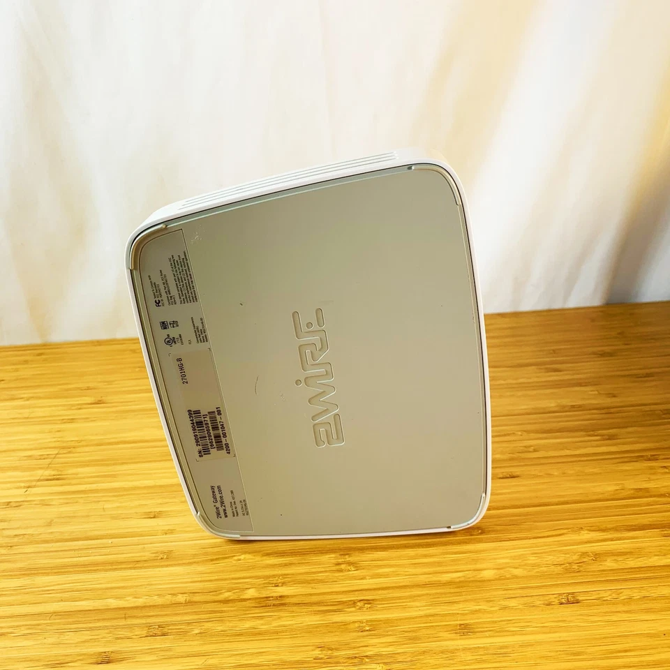 2Wire 2701HG-B 54 Mbps 4-Port 10/100 Wireless G Router Tested - Image 3 of 4