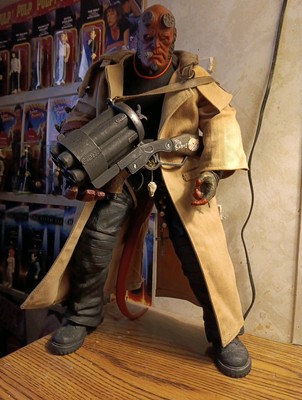 Hellboy II Golden Army Neca 18 Inch Figure Pre Owned | eBay