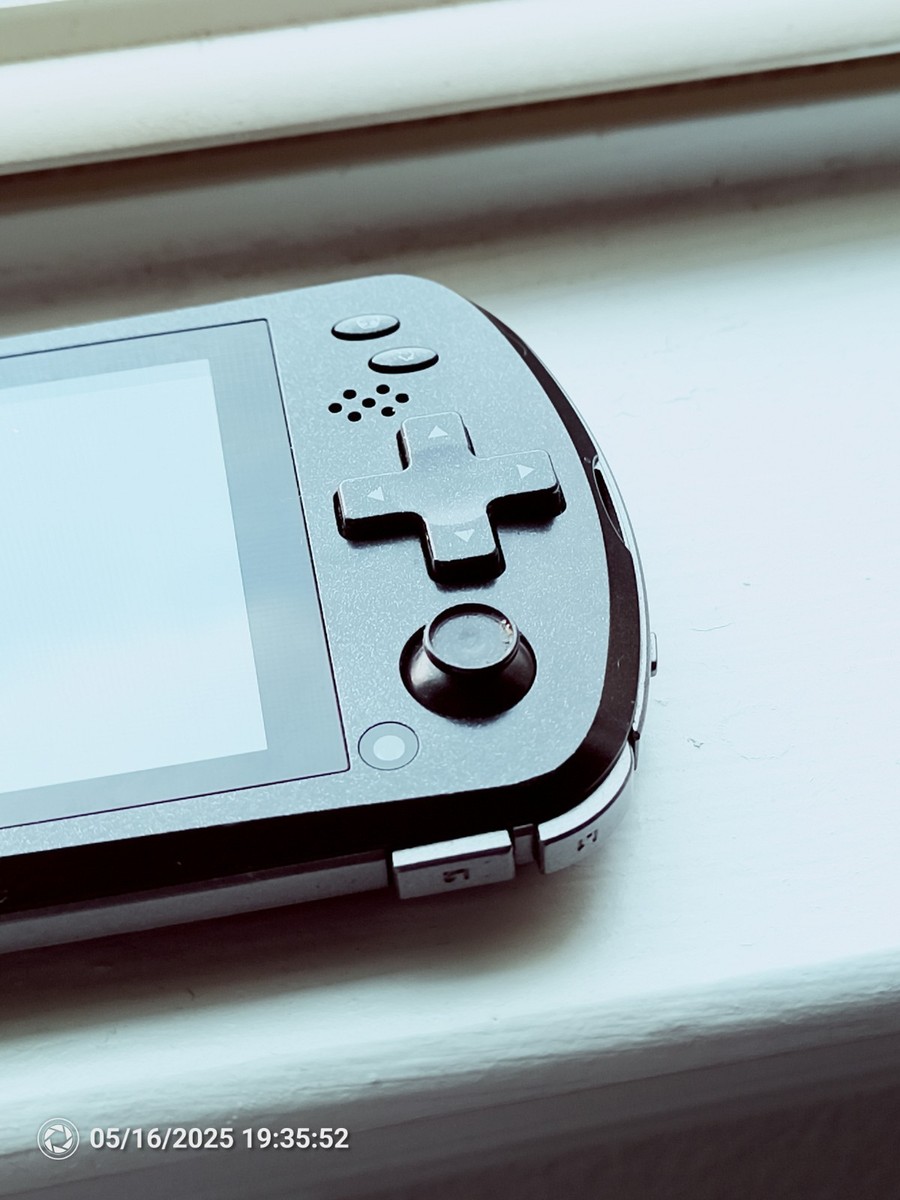 JXD S5800 3G GAME ANDROID PHONE WITH JOYSTICK/CAMERA/Good/READ | eBay