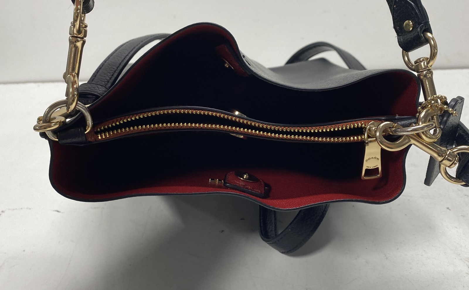 Coach Black Solid Leather Gold Zip Crossbody Purse - image 4