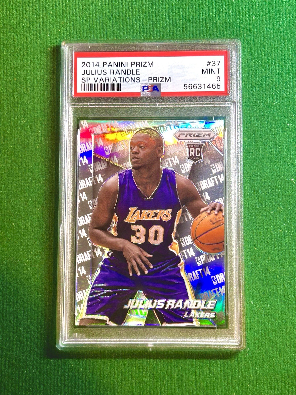 2014-15 Panini Prizm Julius Randle SP Variation Prizm RC Rookie #37 Lakers PSA 9