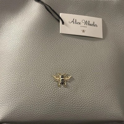 New w/ tags, Alice Wheeler, London, large capacity, cosmetic bag, gold accents ￼