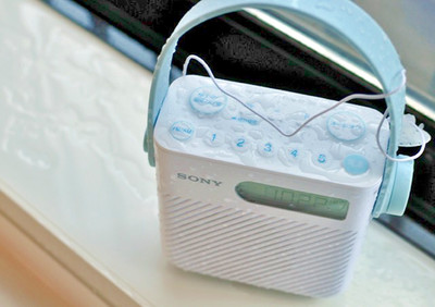 SONY  ICF-S80 Digital Duschradio Wasserdicht IPX7 FM/AM LCD Uhr + Auto OFF