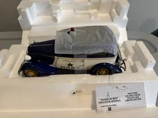 FRANKLIN MINT 1933 FORD DELUXE TUDOR POLICE CAR w/trailer LE #768 NIB