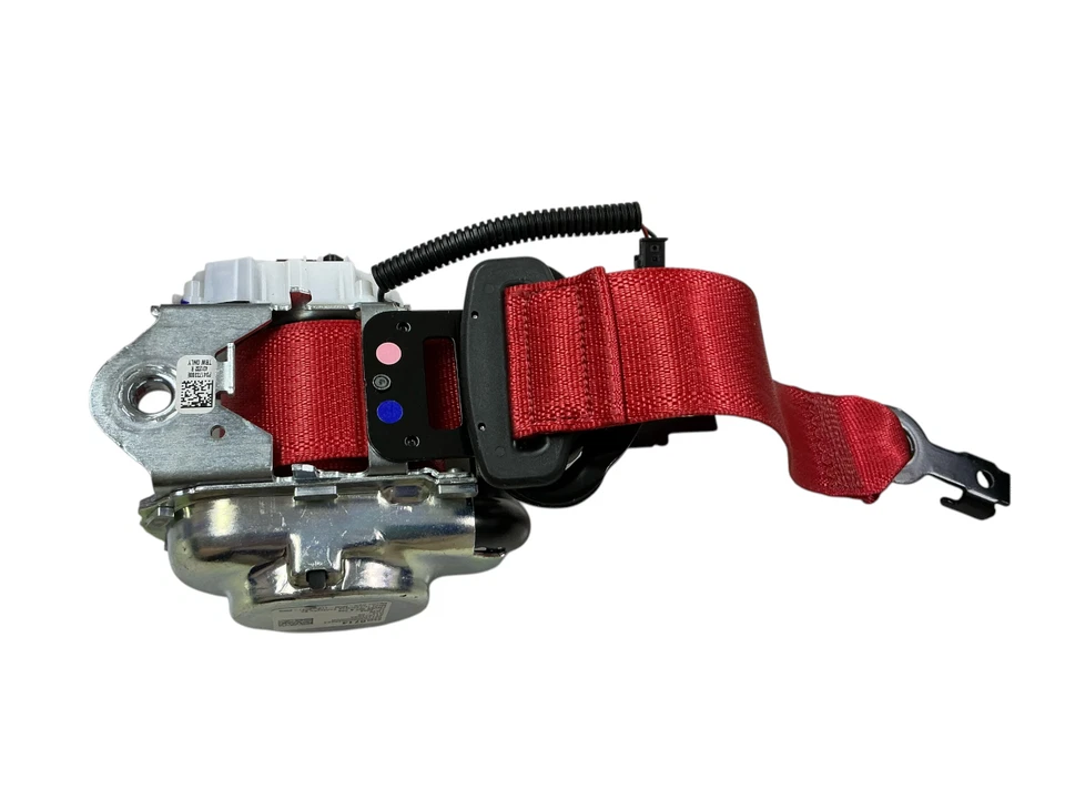 Chevy Camaro SS 2016 17 18 19 20 21 22 23 2024 cinturón de seguridad delantero derecho rojo Foto 4 de 4