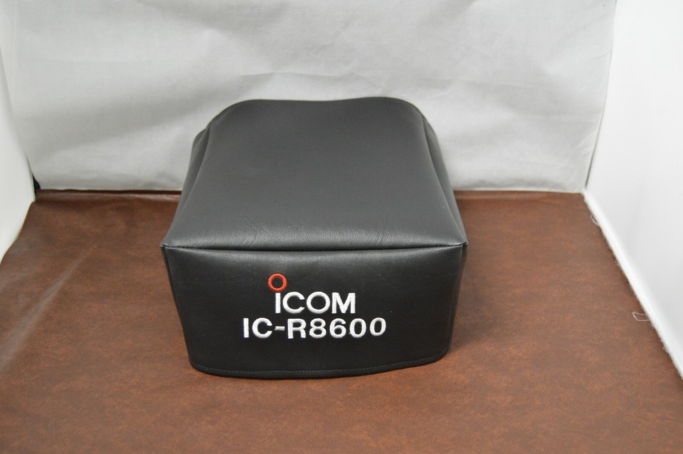 Icom IC-7300/SP-38 Combo Signature Series Ham Radio Amateur Radio Dust Cover