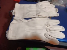 US Military Parade White Cloth Dress Gloves - Size Medium (23-1596)