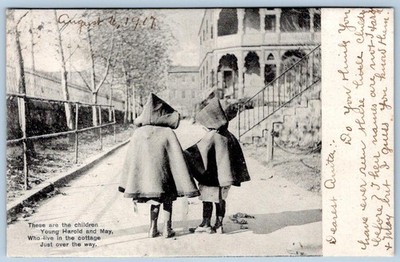 1907 CHILDREN HAROLD & MAY LIVE in the COTTAGE BIZARRE ROTOGRAPH POSTCARD
