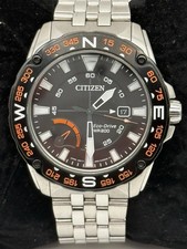 Reloj Citizen Eco-Drive J850-S111218 WR200 bisel brújula 44 mm esfera negra