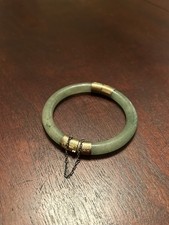 Vintage Chinese Nephrite Jade Hinged Bangle Bracelet Gold Tone Clasp