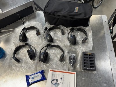 Eartec UltraliteHD R 5-Person Wireless Communication System w/ Charger Batteries