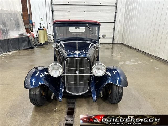 Ford Victoria Hotrod 1932 ventana inclinada laúd  Foto 2 de 4