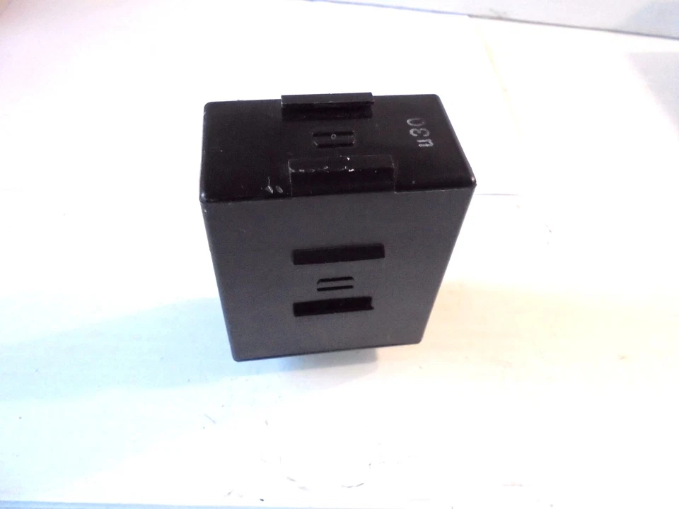 Relé de antena elétrica padrão RY-1219 serve para 95-00 Toyota Avalon - Imagem 2 de 4