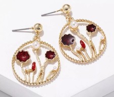 Red and White Design Rose Flower Earrings Round 