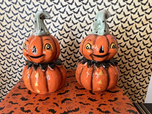 2 HALLOWEEN CERAMIC PUMPKINS JACK O LANTERN SALT & PEPPER SHAKERS JOHANNA PARKER - Picture 2 of 6