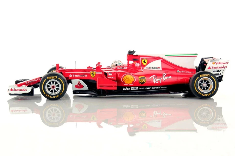 Ferrari SF70H 1º Gp. Australia Nº5 Sebastian Vettel 2017, Look Smart 1/18 - Image 3 of 4
