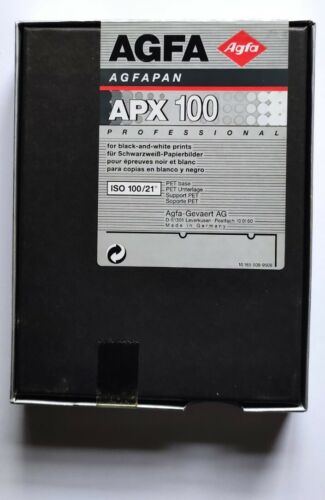Agfa agfapan Professional APX 100 25 9x12cm 4 x 5 Inch BW SW caducada 07/2001 - Imagen 2 de 3