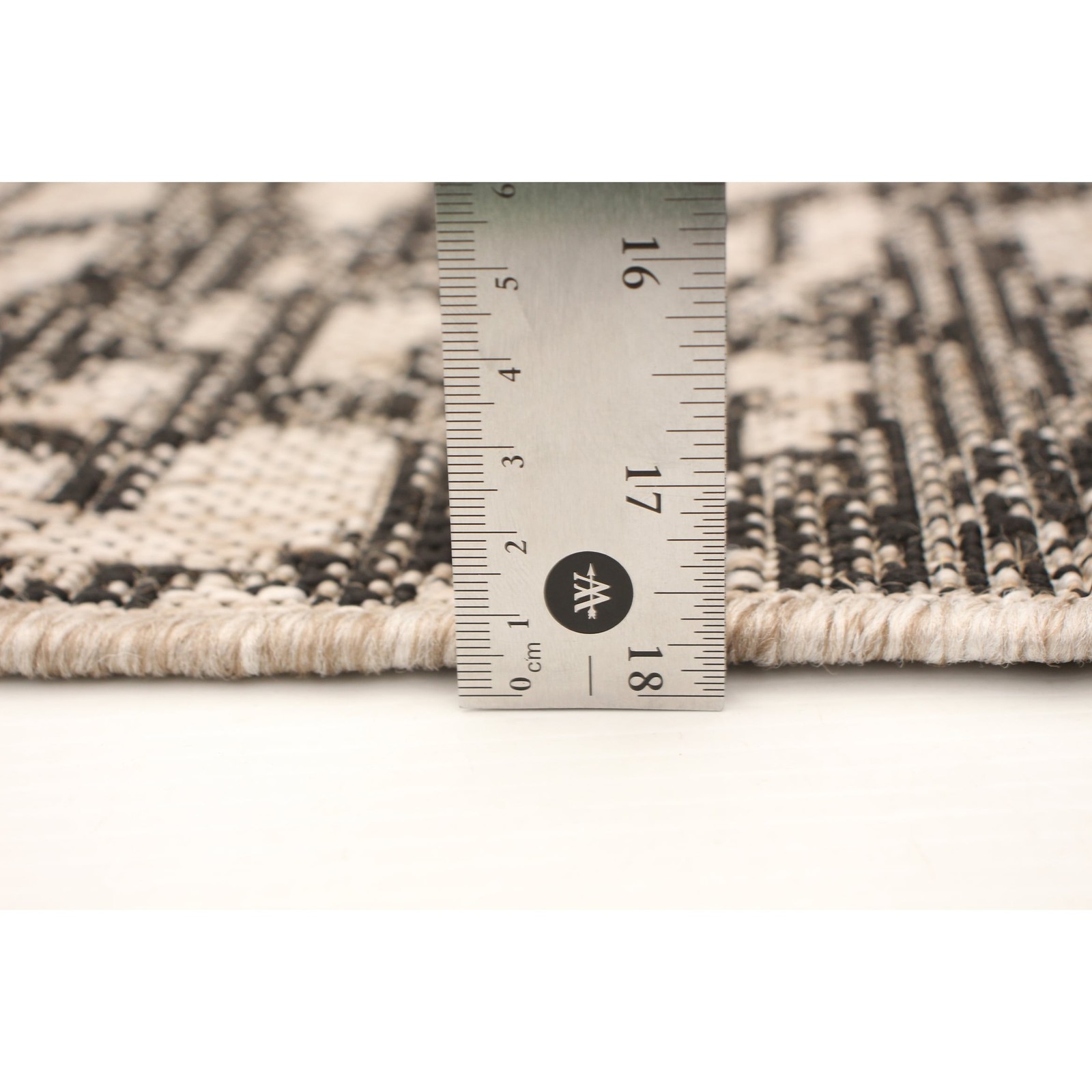 ECARPETGALLERY Sisal Safari Indoor/ Outdoor Rug Silver/Black 5'3 x 7'7