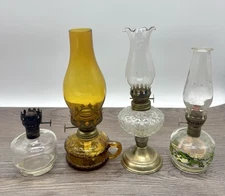 Vintage Lot Of 4 Glass Oil Kerosene Lamps Amber Frogs Finger Lamp