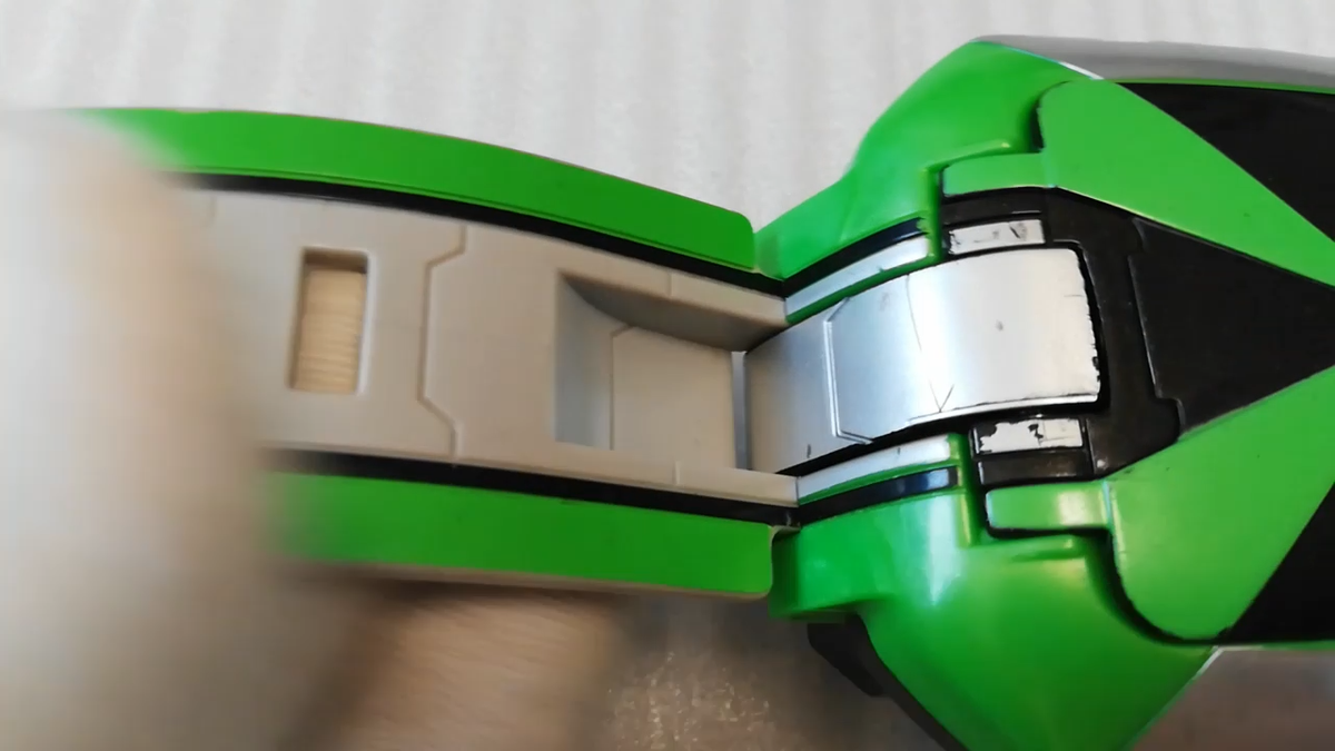 Ben 10 Omniverse Touch V.1 Watch Lights & Sounds Omnitrix Bandal