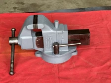 Vintage Columbian  Bench Vise 403-1/2 Swivel Jaw 3-1/2" Swivel Base USA Made