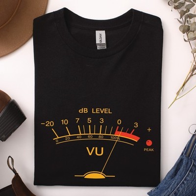 VU Meter T-Shirt dB Level Audio Gauge Studio Geschenk Musiker DJ Produzent S-5XL