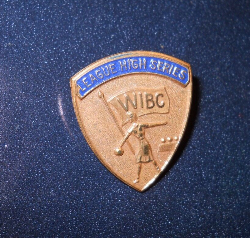 Vintage Bowling Pin ~WIBC League High Series- Gold @ woman