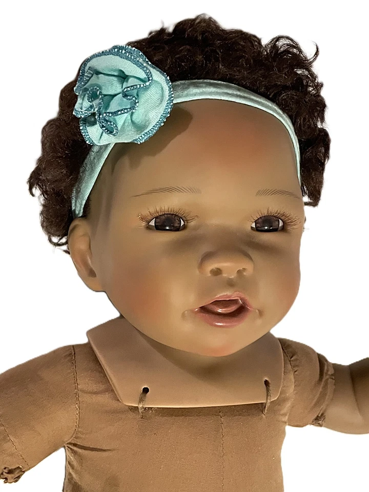 Muñeca afroamericana renacida ADG Ashton Drake Galleries 19" Foto 3 de 4