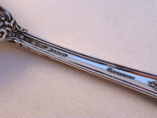 Eloquence-Lunt Sterling Pierced Table Serving Spoon - Image 2 of 2