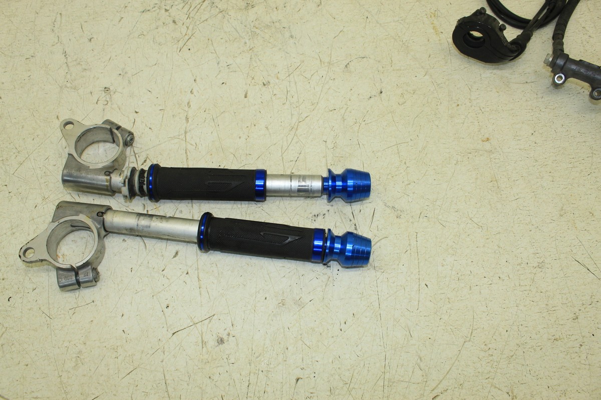 user_cbb15d3aページです 98-99 KAWASAKI NINJA ZX9R ZX9 LEFT RIGHT CLIP ON HANDLEBARS