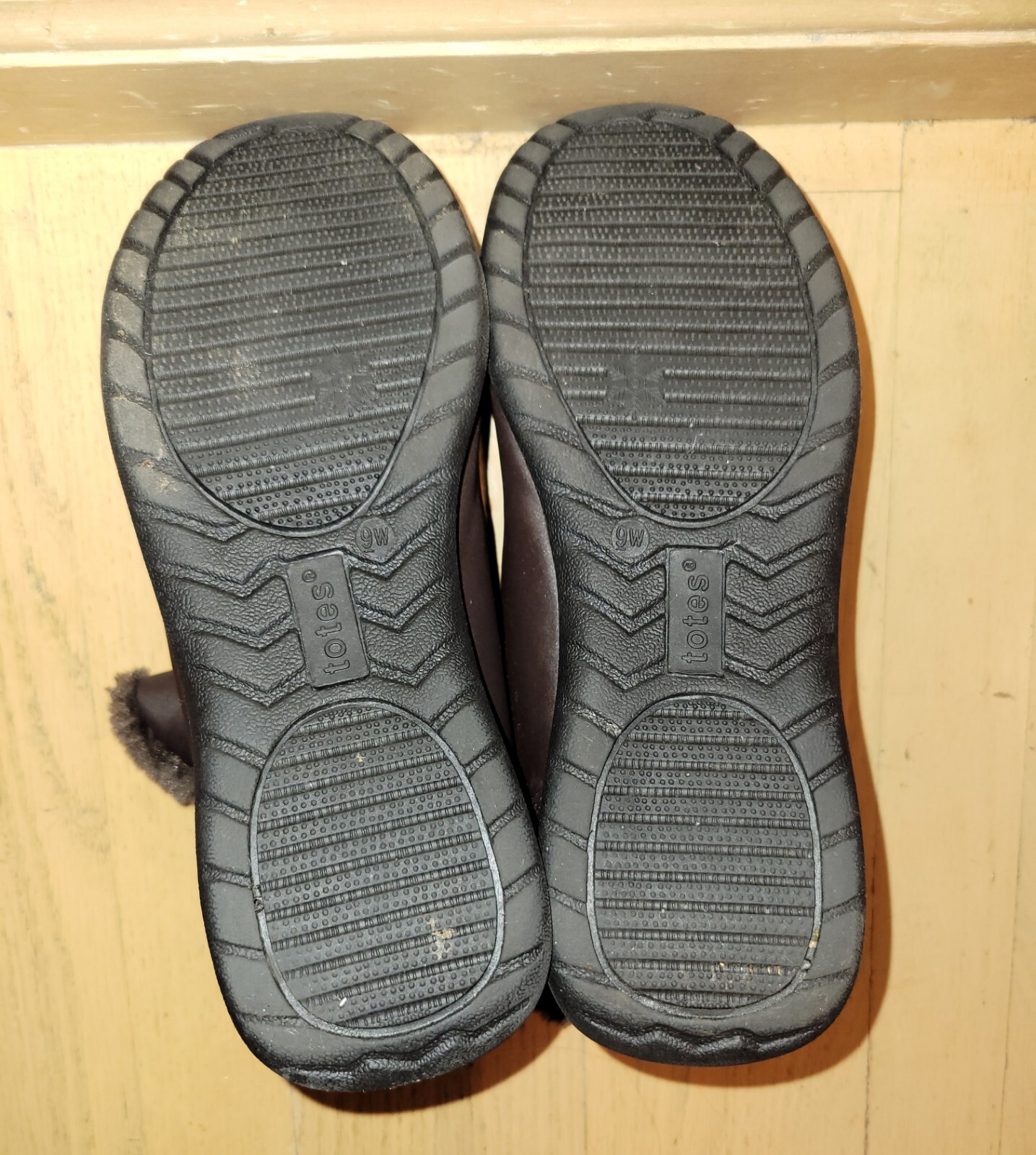 Totes All Weather Footwear Insulated Winter Brown Boots, Zippers,Women