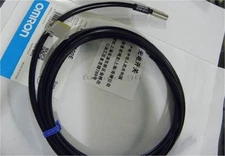 New 1Pcs Fiber Unit E32-D51 E32D51 Photoelectric Switch Omron Plc Module ng