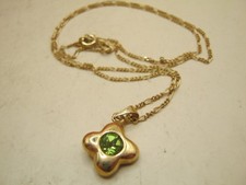 Vintage 18k Yellow Gold Figaro Chain With Peridot Pendant Approx 17.5 / 18 Inch
