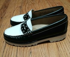 G.H Bass Weejuns Whitney 90's Stud Black White Leather Lug Sole Women  Size 6.5