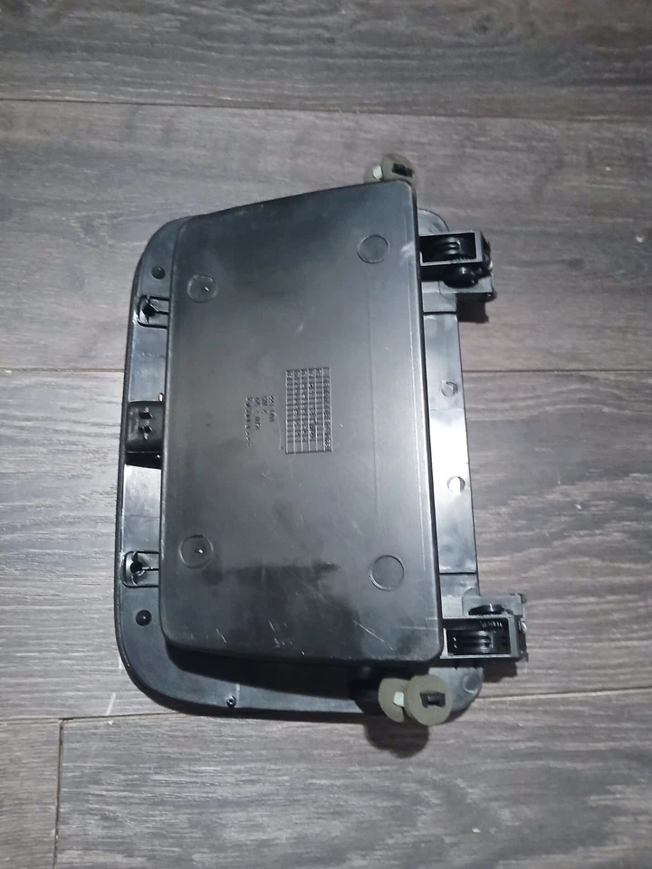 06-11 CHEVROLET CHEVY GM HHR TABLERO COMPARTIMENTO DE ALMACENAMIENTO Guantera NEGRA Foto 3 de 4