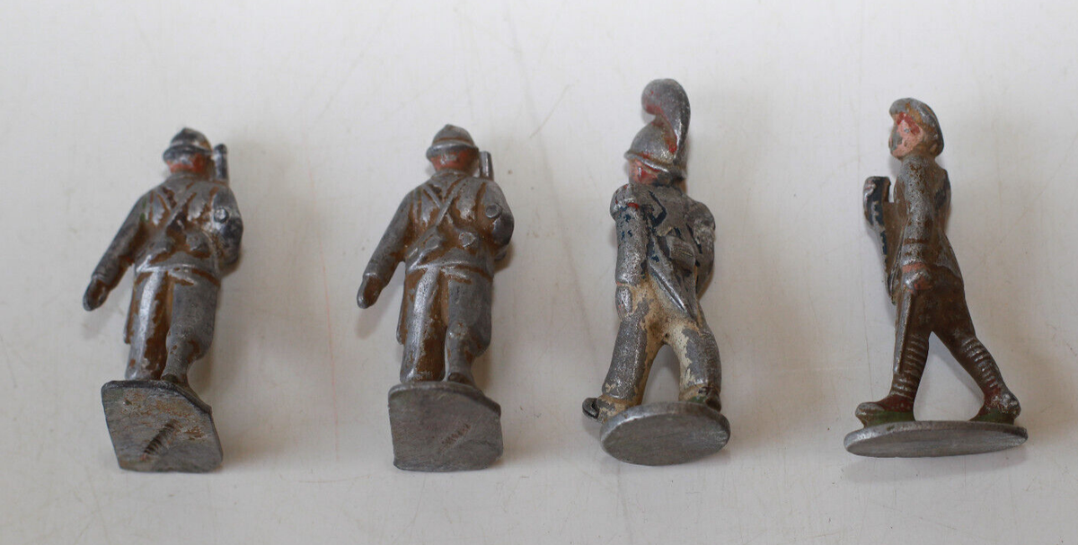 Lot De Soldats De Plomb Anciens Avec Indiens – Collection Vintage