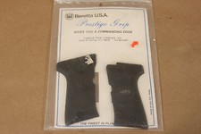 BERETTA FACTORY CLASSIC GRIPS for 92FCS black 