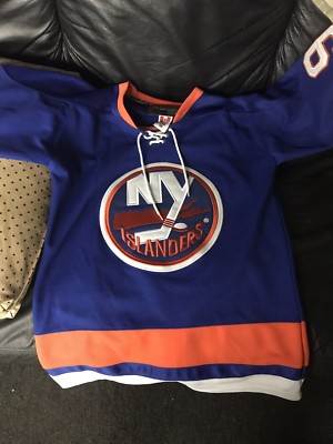 Tavares authentic on ice Reebok Stadium Series jersey size 48