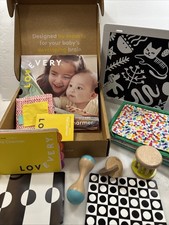 LOVEVERY The Charmer Play Kit 3-4 Months Developmental Toy Montessori