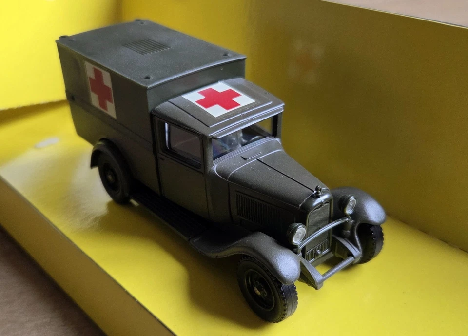 Solido C4 ambulance - Photo 3/3