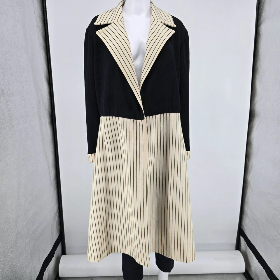 Vestido vintage de principios de los años 70 R&K tejidos negro y crema a rayas en contraste (L) *defecto Foto 2 de 4
