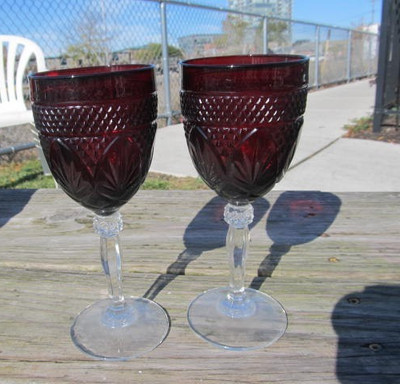 2 Cristal D'Arques Durand Antique Ruby Red 8OZ Glass Wine/Water Goblets 8''T