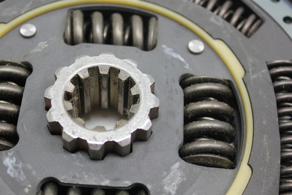 02-09 Ram 1500 Dakota 3.7L V6 Disc Clutch Pressure Plate 52107829ABC Mopar OEM - Image 4 of 4