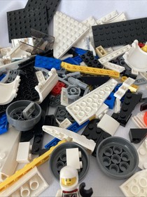 Lego Creator Space Shuttle Explorer 3in1 31066 Bricks Pieces Minifigure Partial