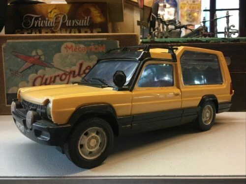 Voitures miniatures Joustra